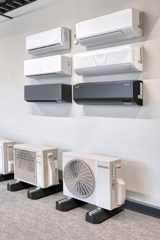 44 (1) Samsung airco
